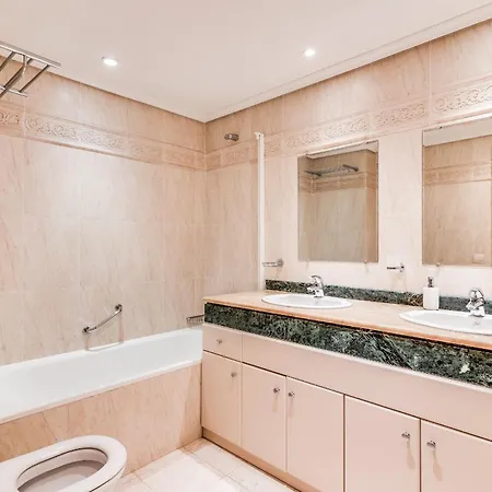 Apartment Amazing 1500 M From Sonora Estepona